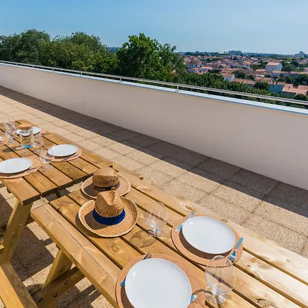 Terrasse Centre Апартаменты Ла-Рошель